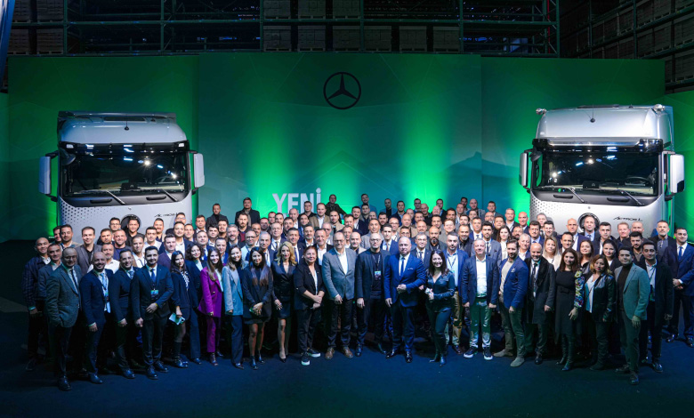 Türkiye’de üretilen Mercedes-Benz Yeni Actros L bayilerle buluştu